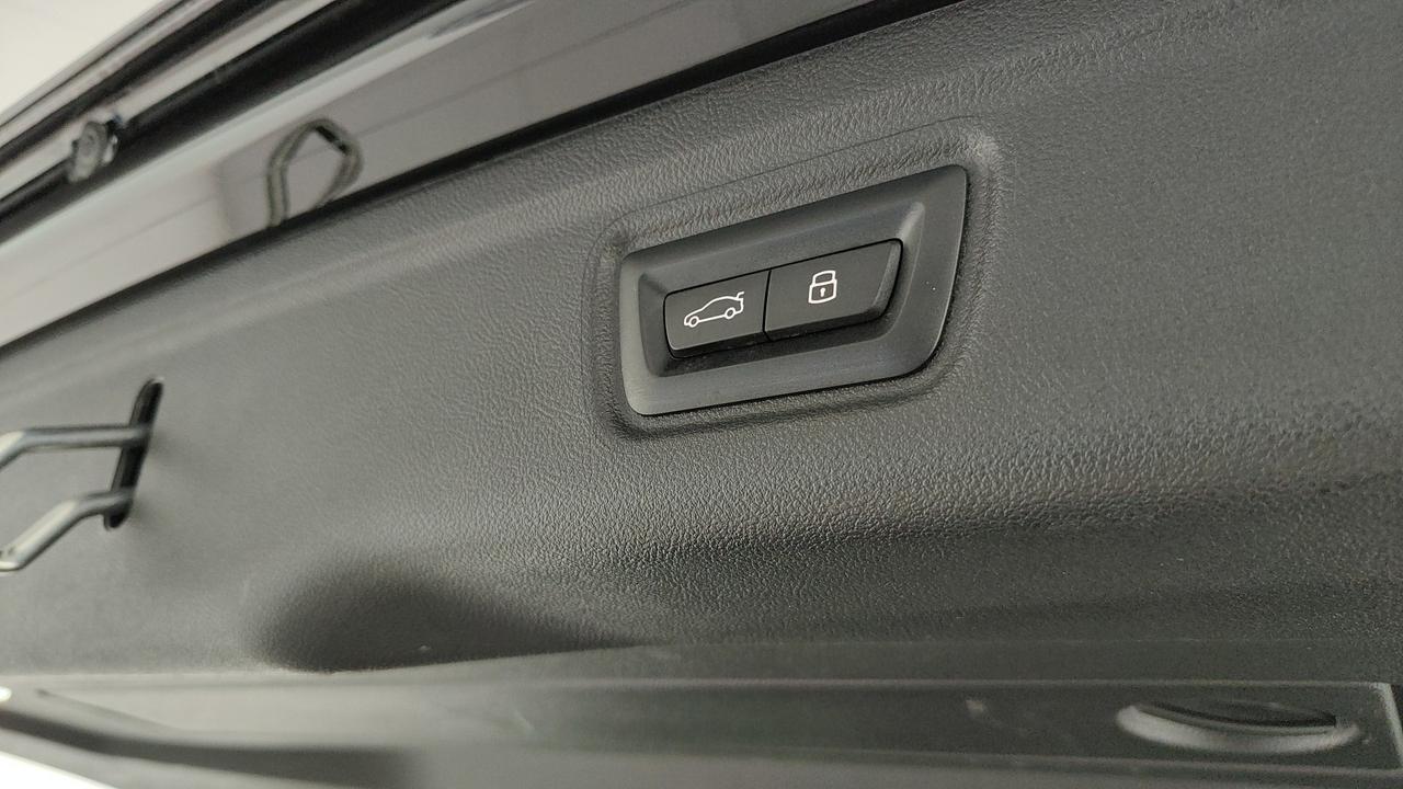 BMW Serie 3 G21 2022 Touring - 320d Touring mhev 48V xdrive MSport auto