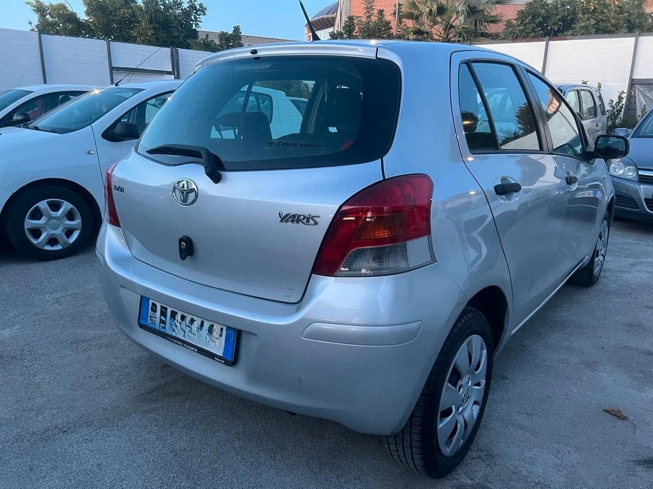 Toyota Yaris 1.0 5 porte PERFETTA - 2010