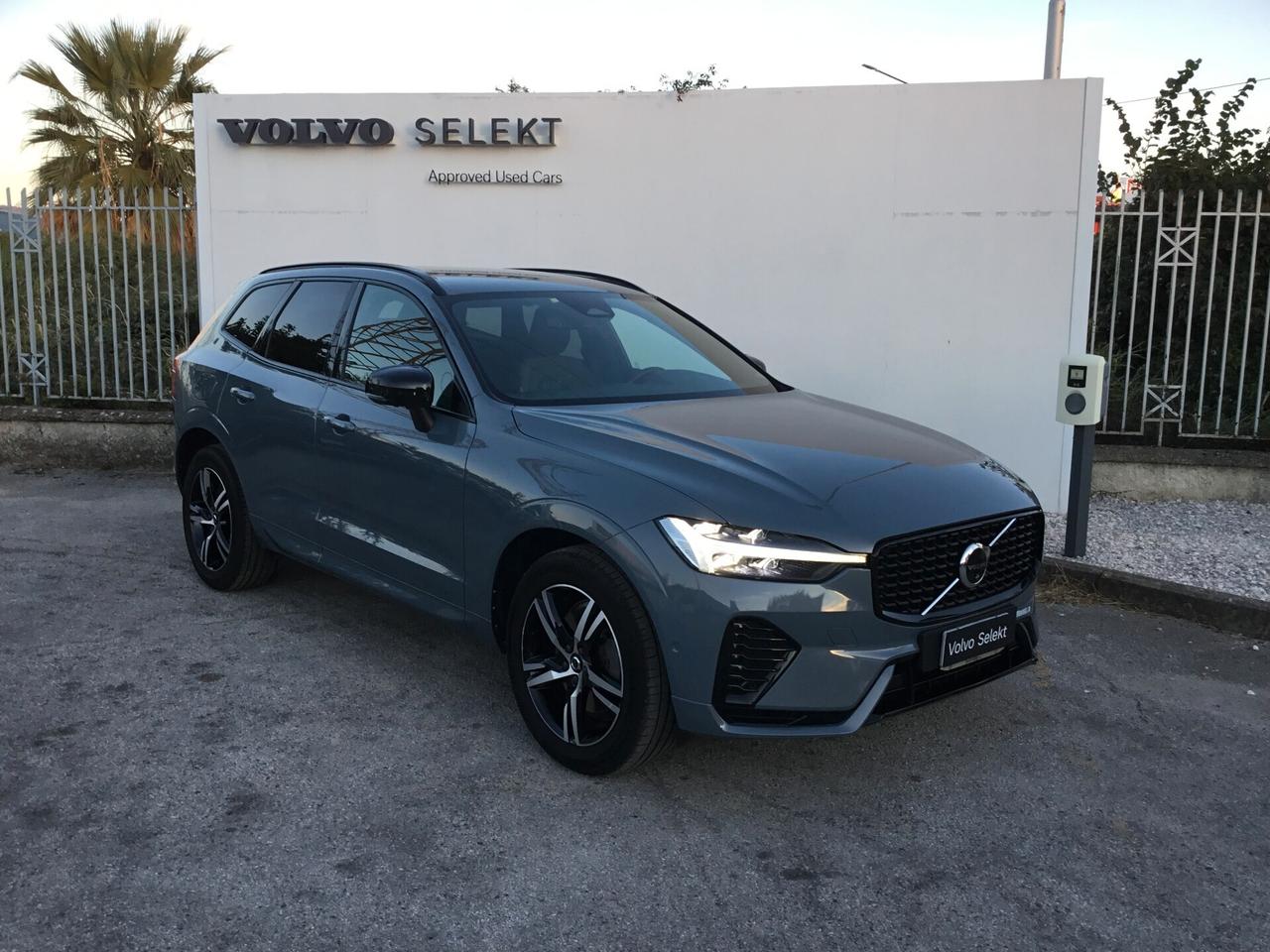 Volvo XC60 B5 (d) AWD AUT. R-DESIGN