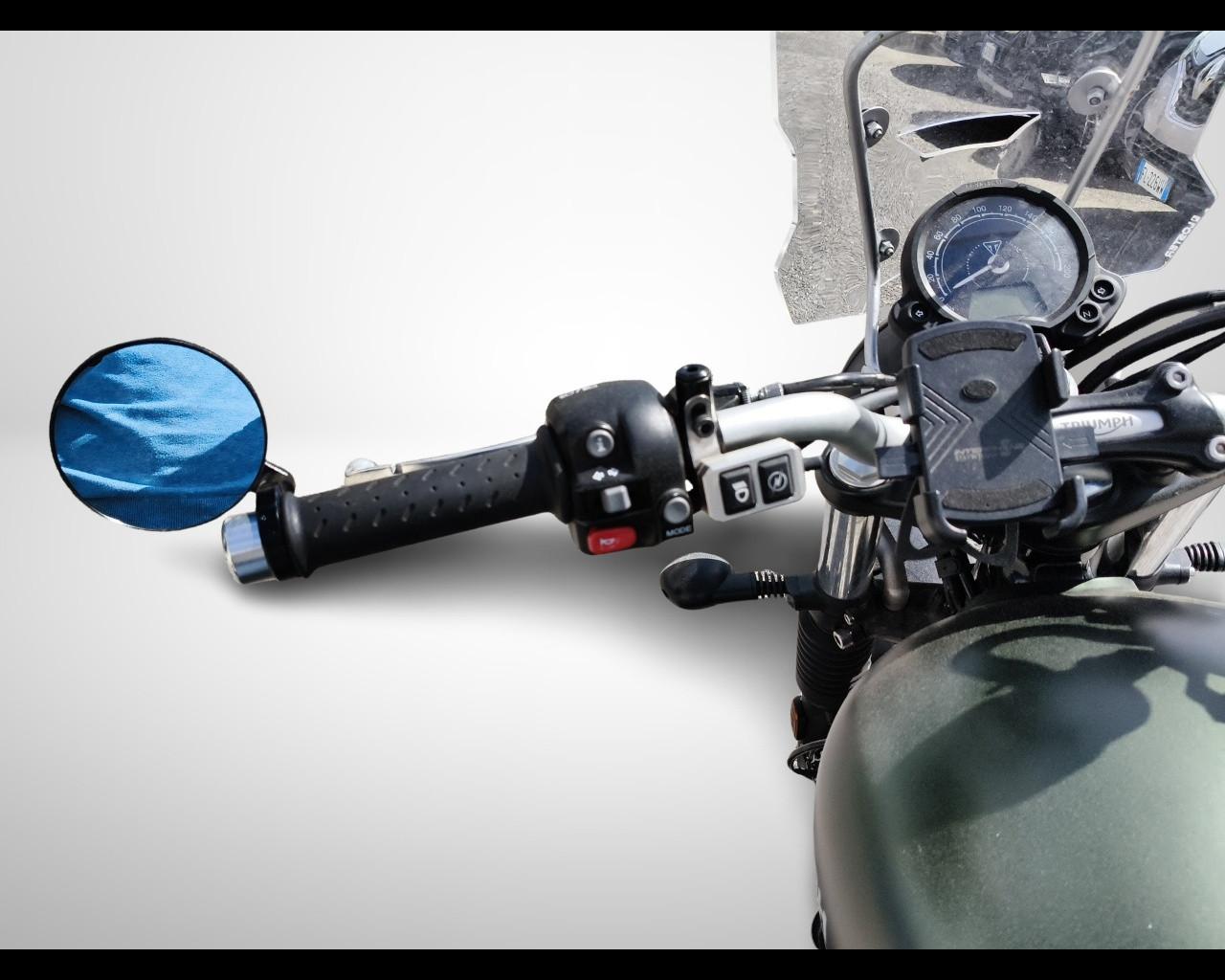 TRIUMPH Scrambler 900 - Chrome Edition