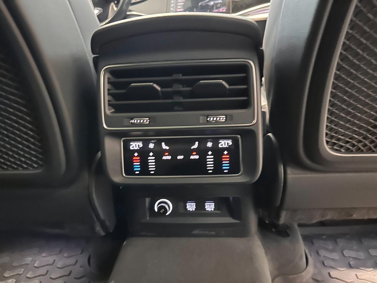 Audi Q8 50 3.0 tdi 3 X S LINE / SQ8 EXT. / BRONZ-LOOK