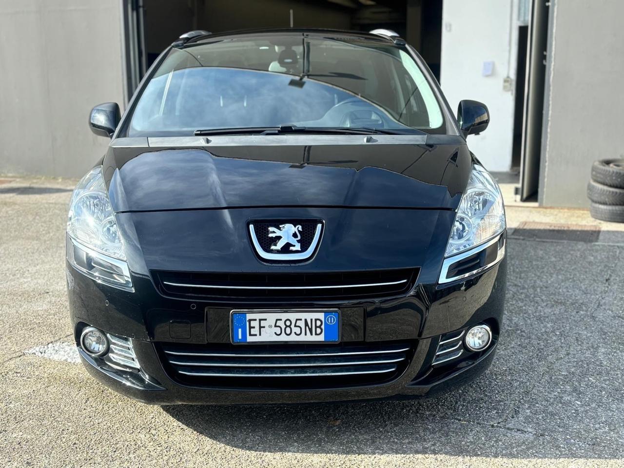 Peugeot 5008 2.0 HDi 150CV Allure