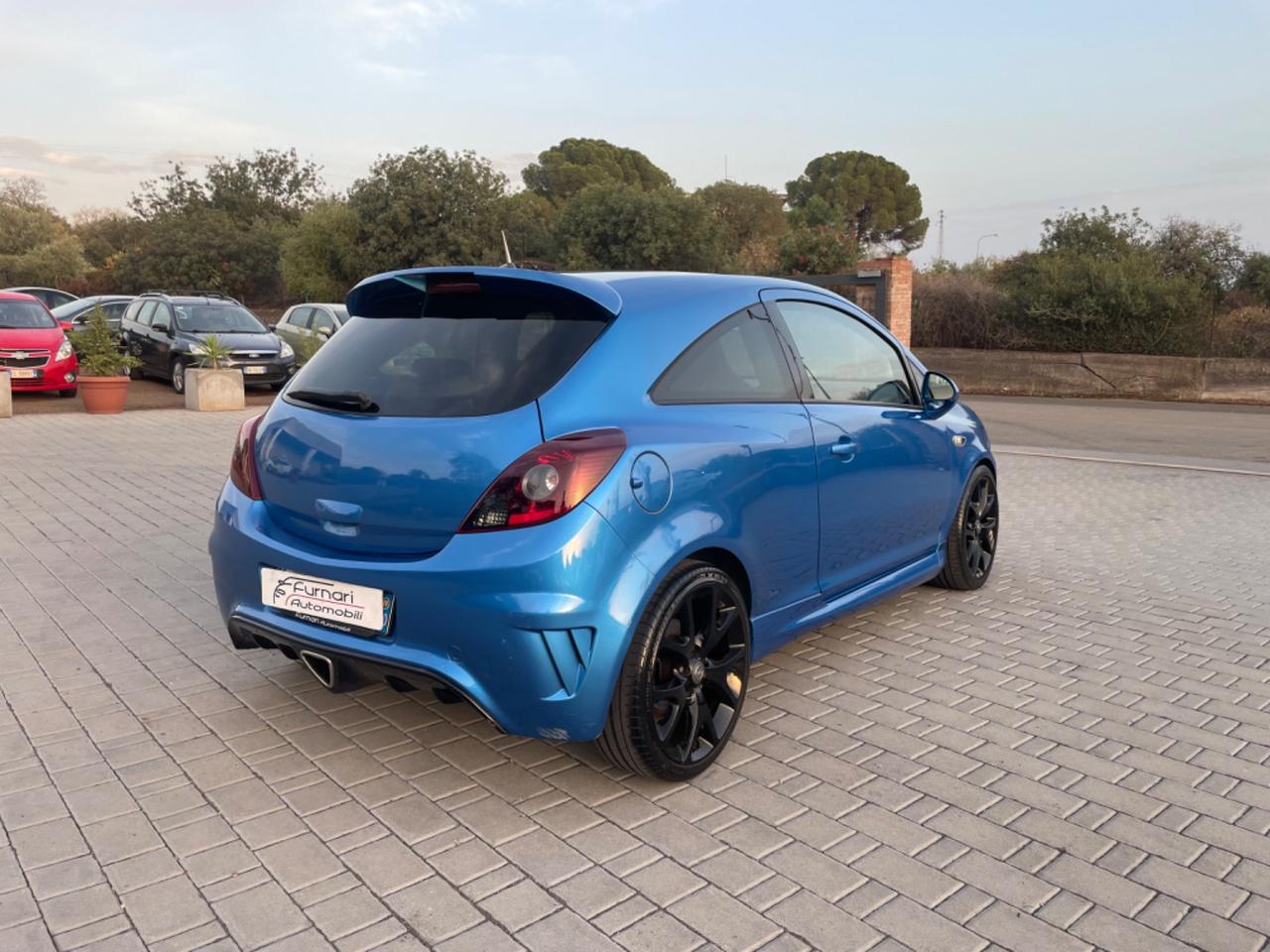 Opel Corsa OPC 1.6 turbo benzina 192CV