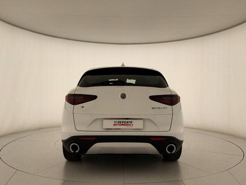 Alfa Romeo Stelvio 2.2 t Business Q4 190cv auto