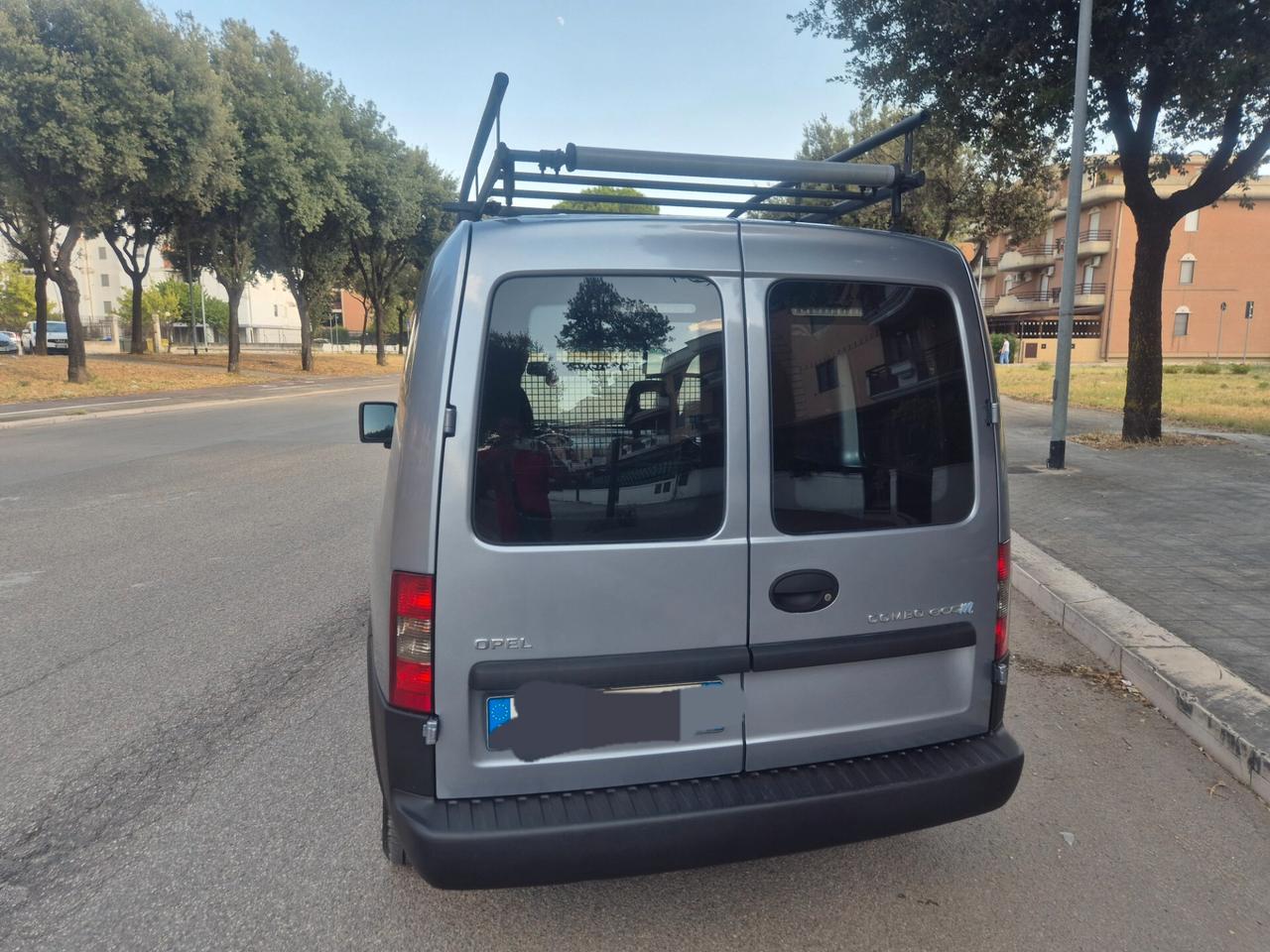 Opel Combo 1.6 94cv metano casa madre 2010