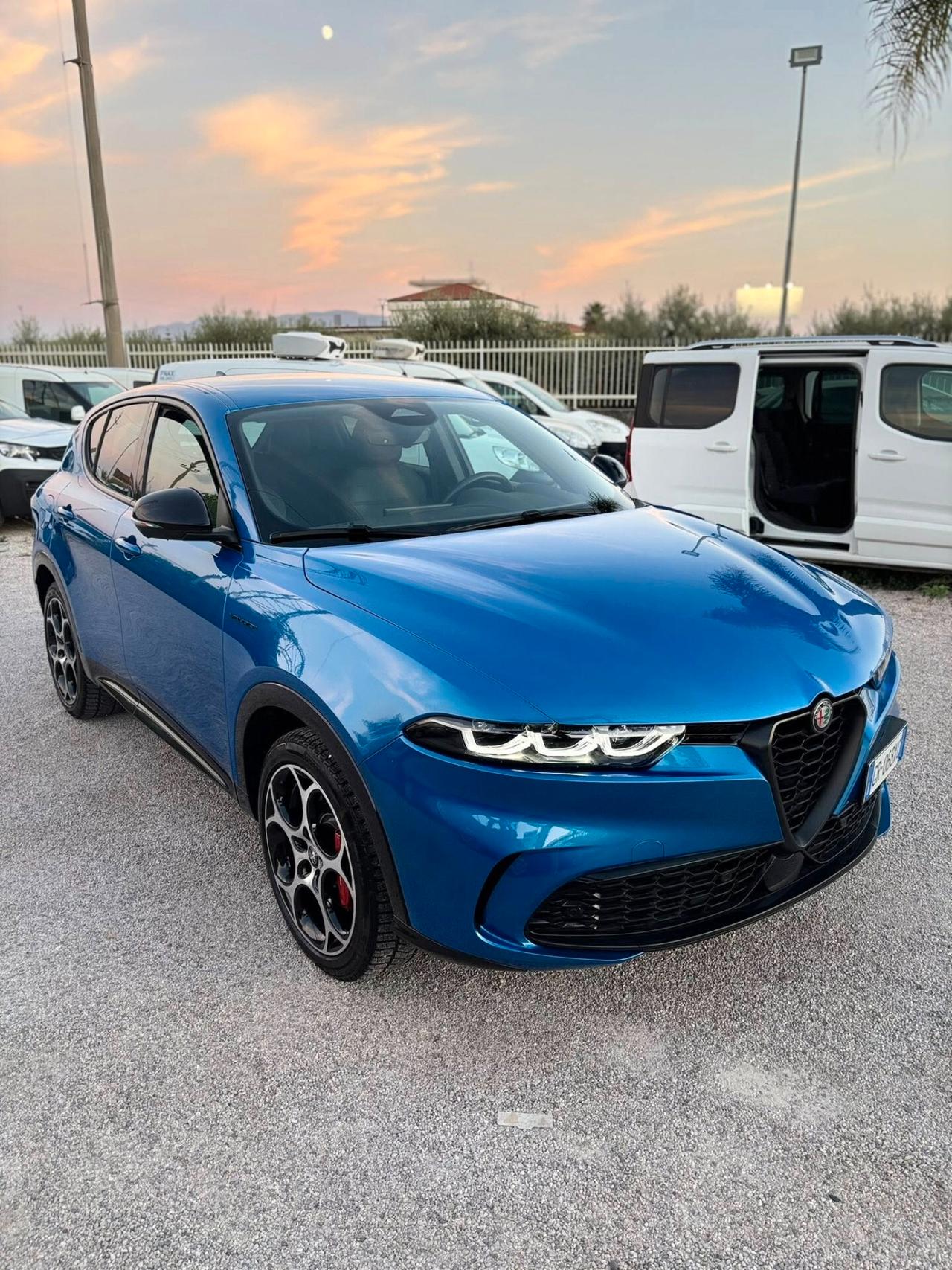Alfa Romeo Tonale 1.3 280 CV PHEV AT6 Q4 Veloce