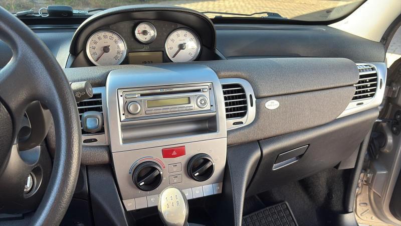 Lancia Ypsilon 3 Porte Ypsilon 1.2 8v Platino