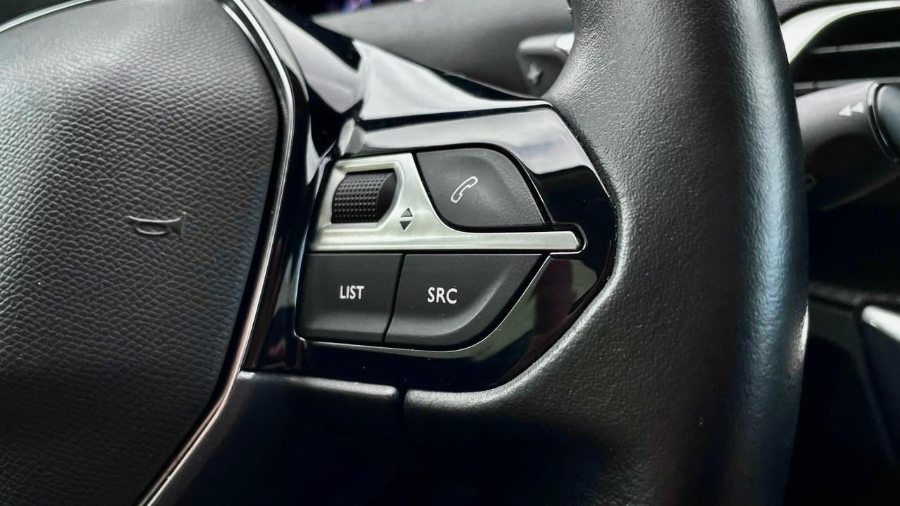 Peugeot 3008 BlueHDi 130 S&S Active VIRTUAL COCKPIT AUTOMATICA