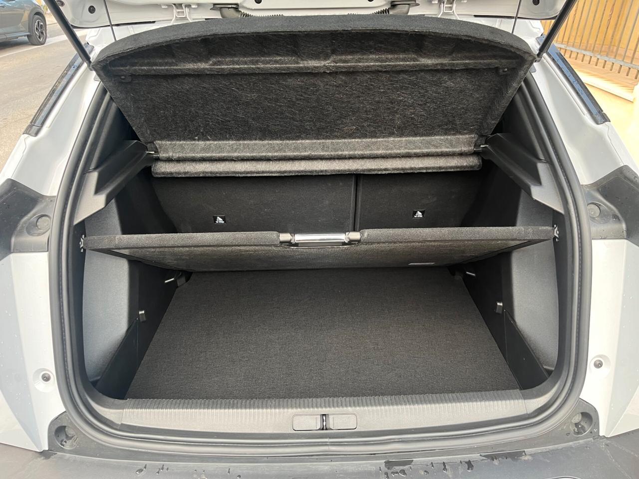 Peugeot 2008 PureTech 100 S&S Allure