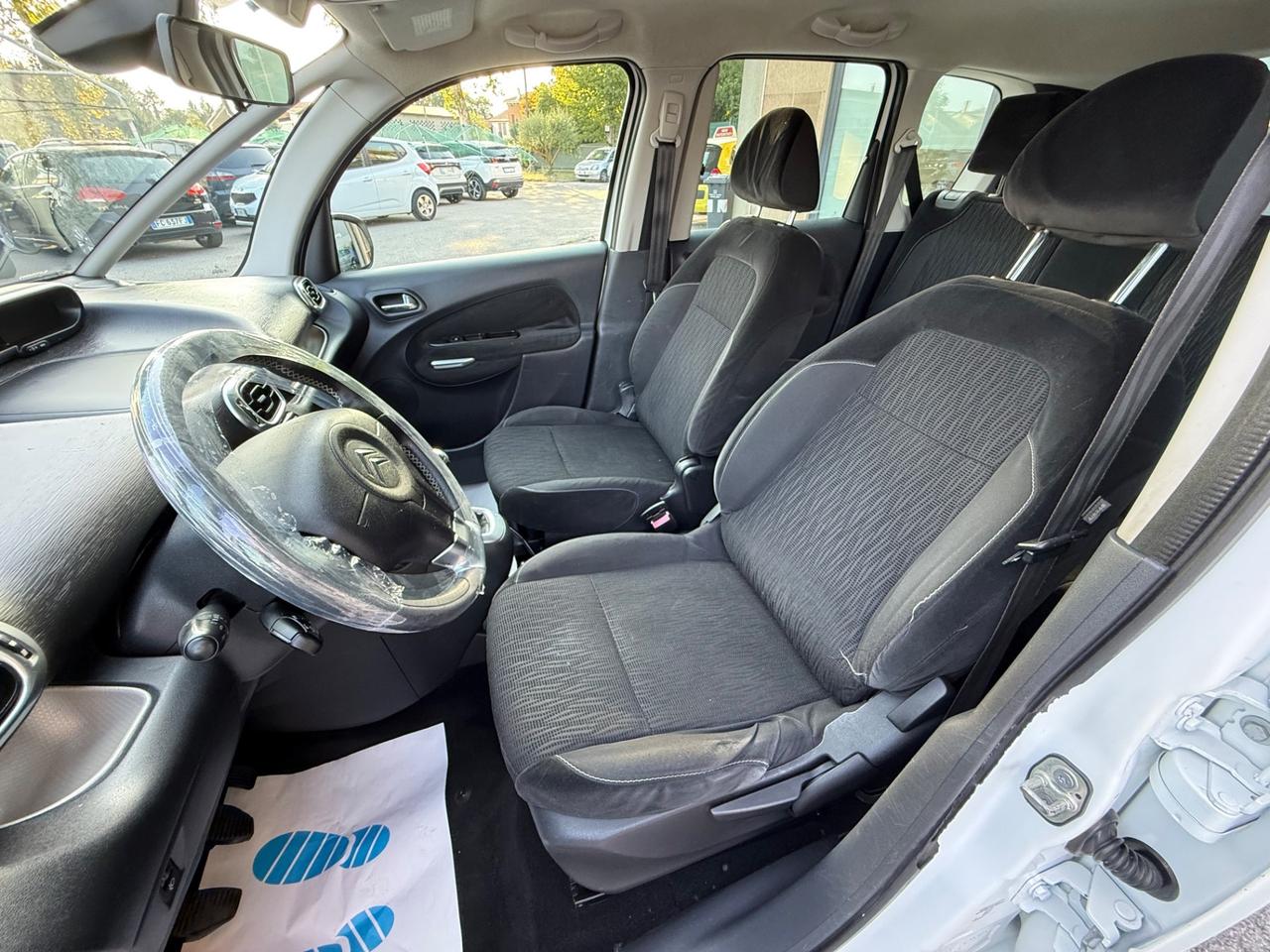 Citroen C3 Picasso 1.6 HDi 90 cv - Neopatentati