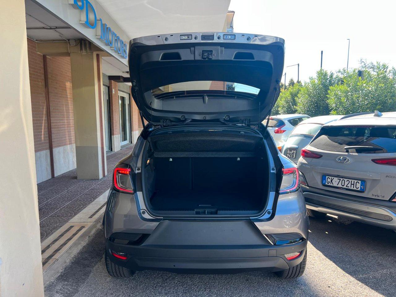 Renault Captur 1.2 Eco-g Techno GPL Captur 1.2 Eco-g Techno GPL *Promo SD 2026*