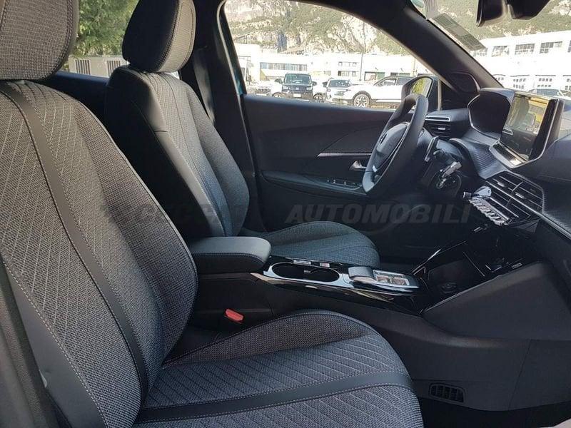 Peugeot 2008 2008 1.2 hybrid Allure 136cv e-dcs6