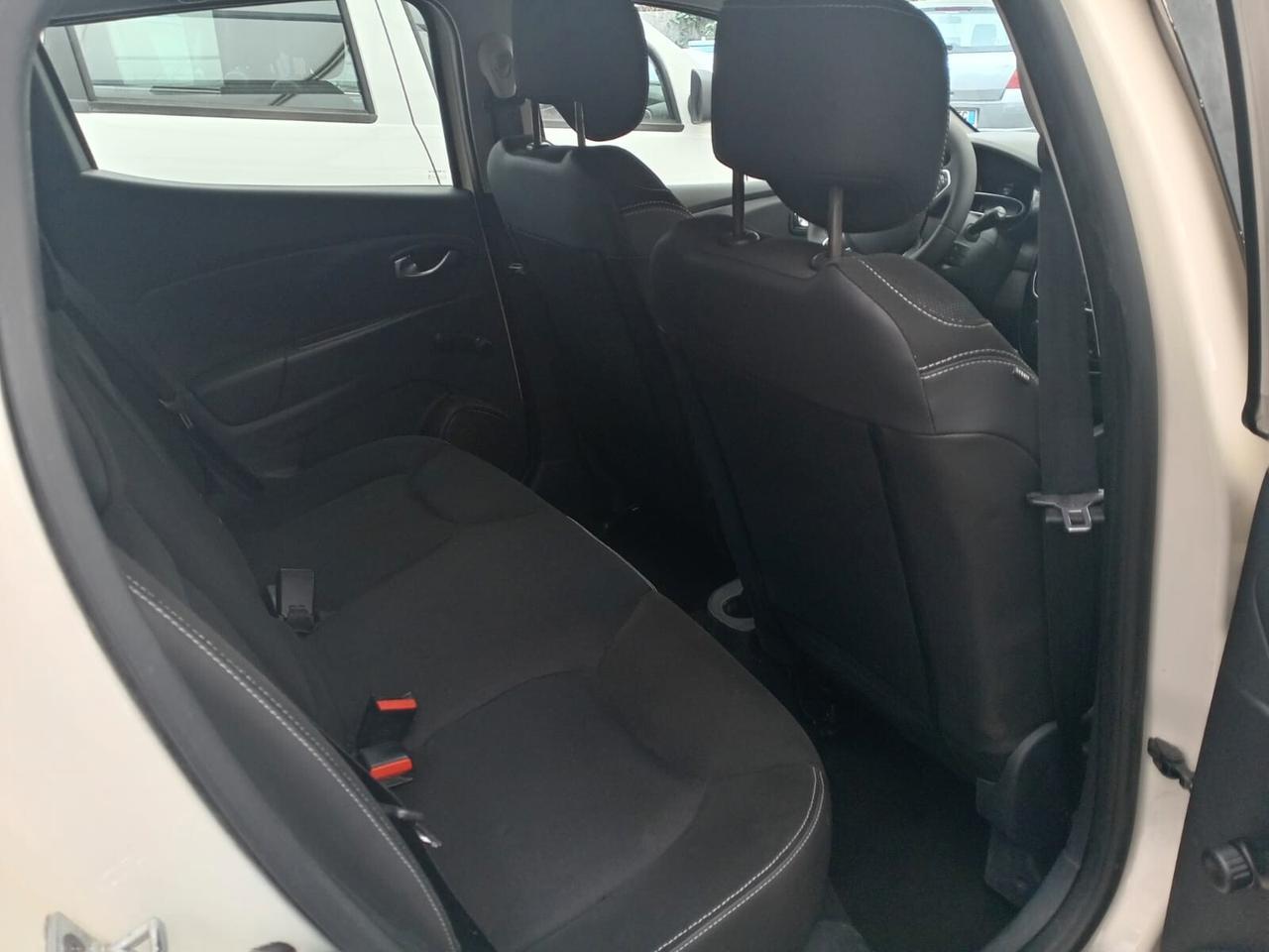Renault Clio 1.2 75CV 5 porte Intens GPL