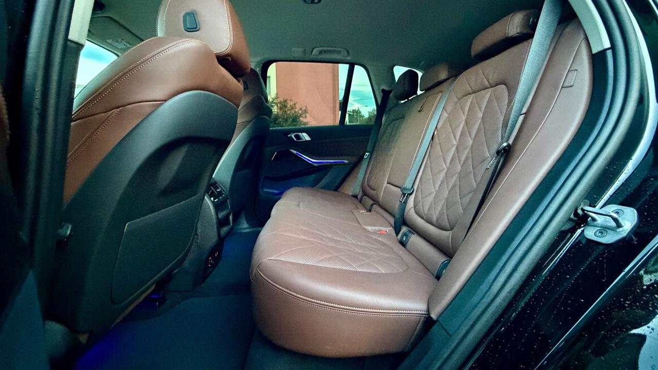 BMW X5 X-DRIVE 30D V48 3.0 G05 LCI 6 CILINDRI AT8 286 CV - PACCHETTO LUCI, VIRTUAL COCKPIT, SEDILI IN PELLE CON MEMORY