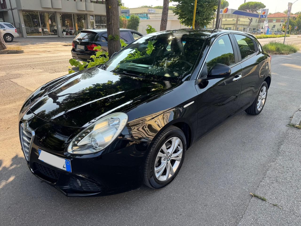 Alfa Romeo Giulietta 1.4 GPL neopaten garanzia 12 mesi