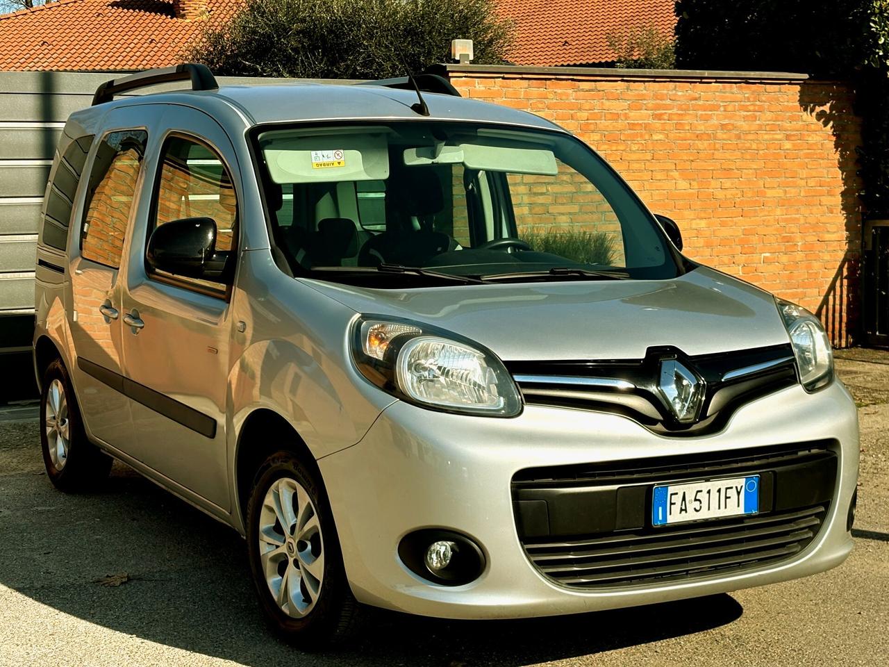 RENAULT KANGOO 1.5D 6m 5POSTI-NAVI-Garanzia-2016