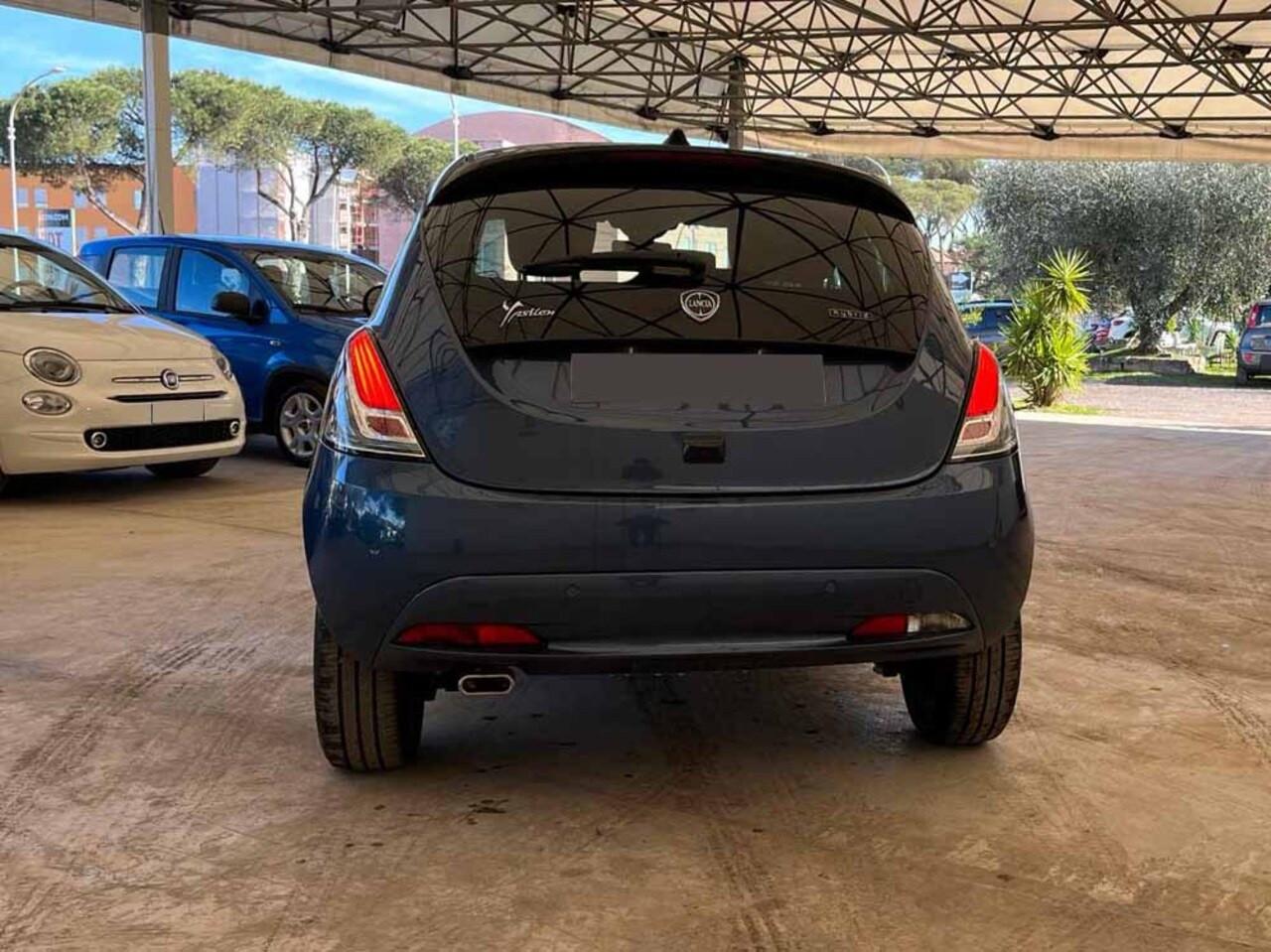 LANCIA Ypsilon III - Ypsilon 1.0 firefly hybrid Gold Plus s&s 70cv