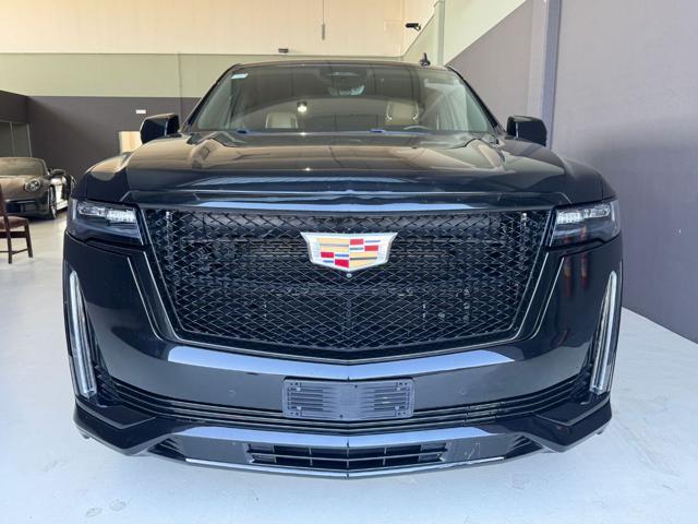 CADILLAC Escalade 3.0L TD --DIESEL -- I6 AT AWD FULLOPTIONAL