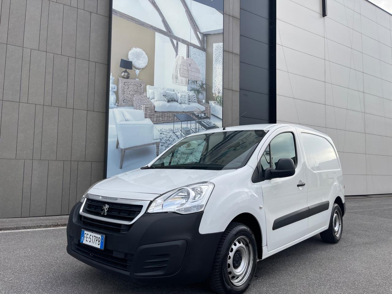 Peugeot Partner Tepee BlueHDi 75 Active