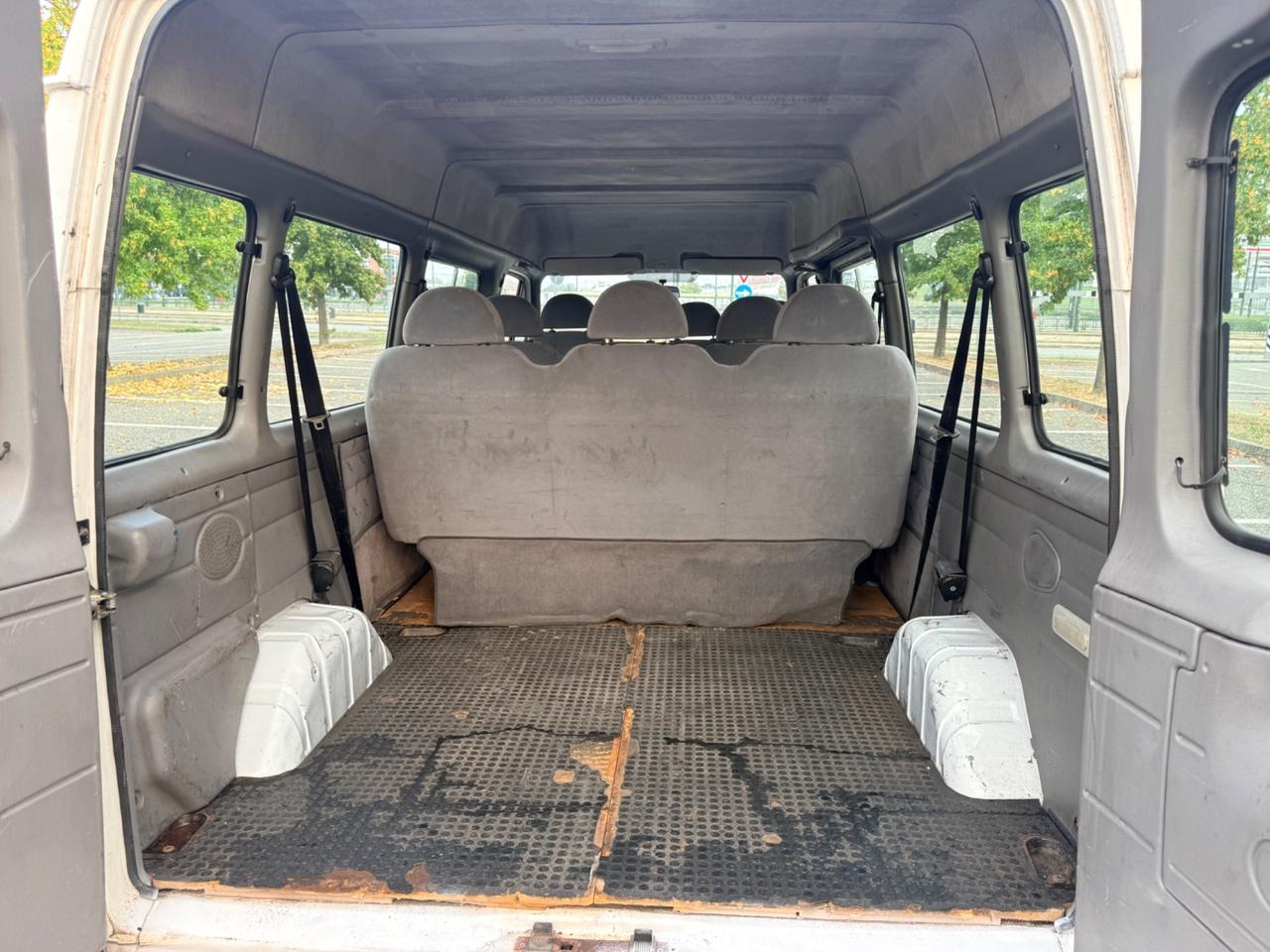 Ford Transit Tourneo Bus 2.4TD 9 POSTI