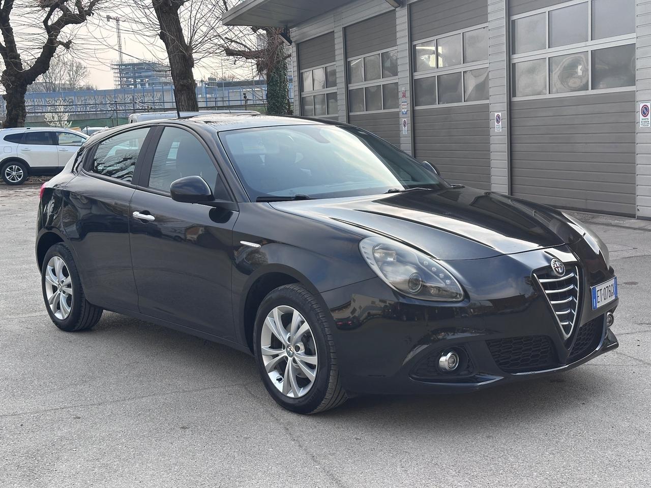 Alfa Romeo Giulietta 1.6 JTDm-2 105 CV Exclusive