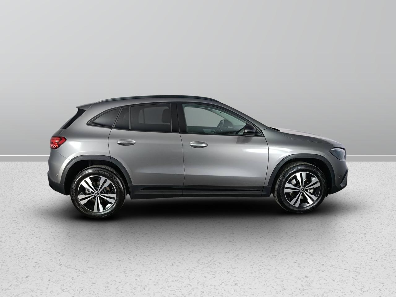 Mercedes-Benz GLA-H247 2023 - GLA 180 d Progressive Advanced Plus auto