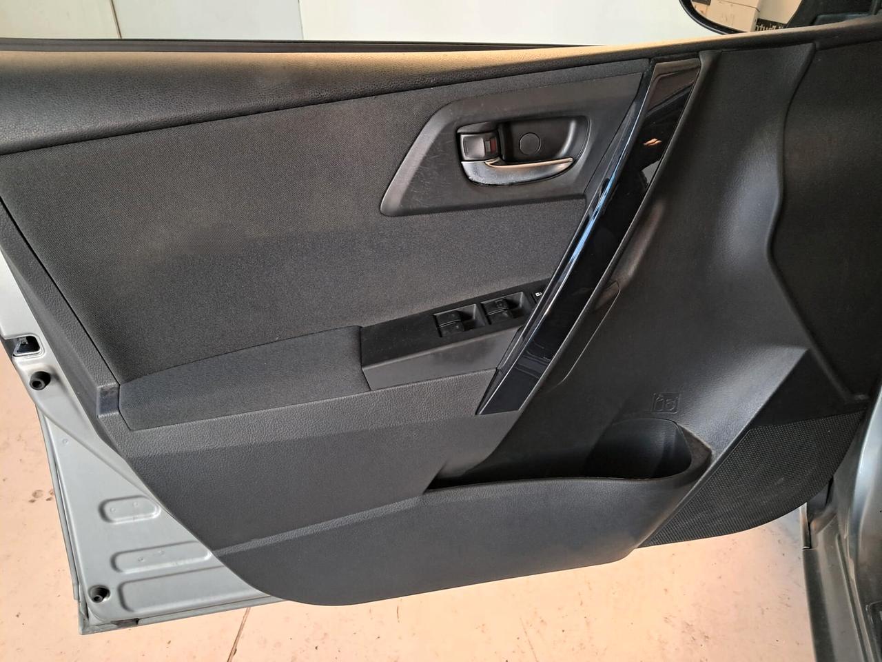 Toyota Auris 1.4 D-4D Active