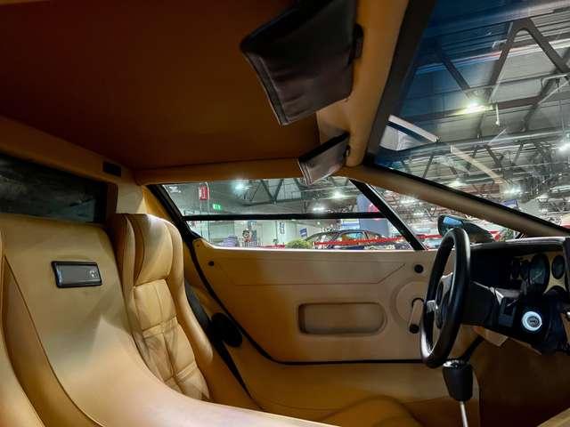 Lamborghini Countach 5.2 quattrovalvole LP