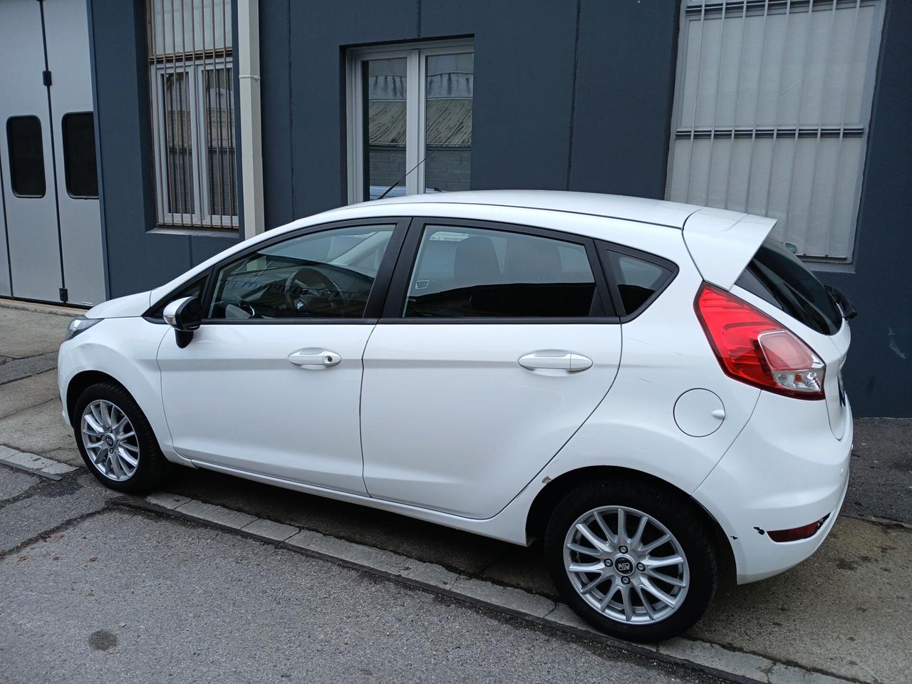 Ford Fiesta 1.4 5 porte Bz.- GPL Business*EURO6*CERCHI