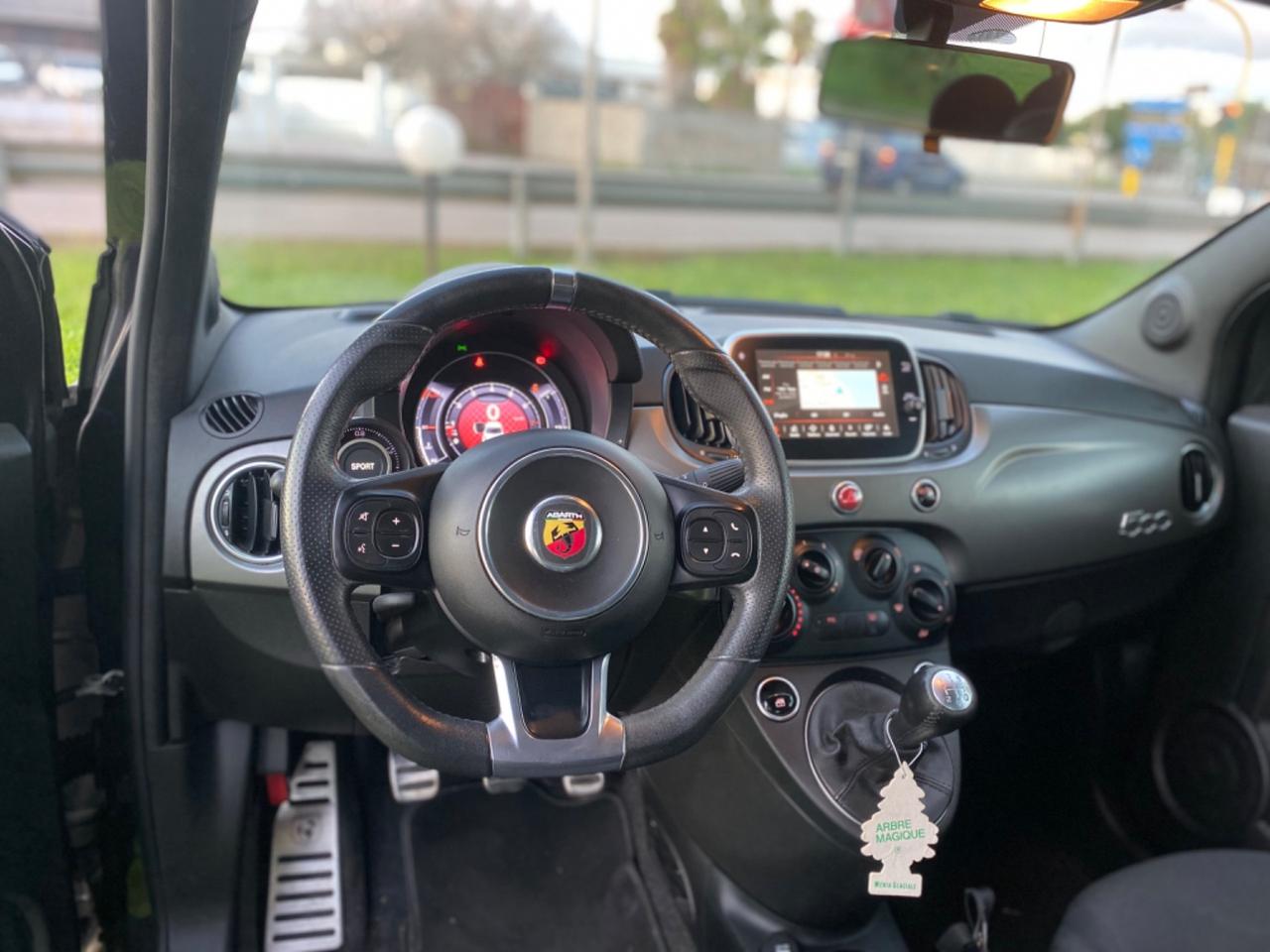 Abarth 595 1.4 Turbo T-Jet 160 CV Pista