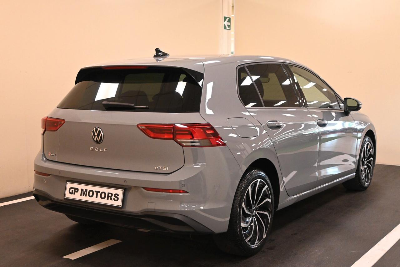 VOLKSWAGEN Golf 8ª serie Golf 1.0 eTSI EVO DSG...