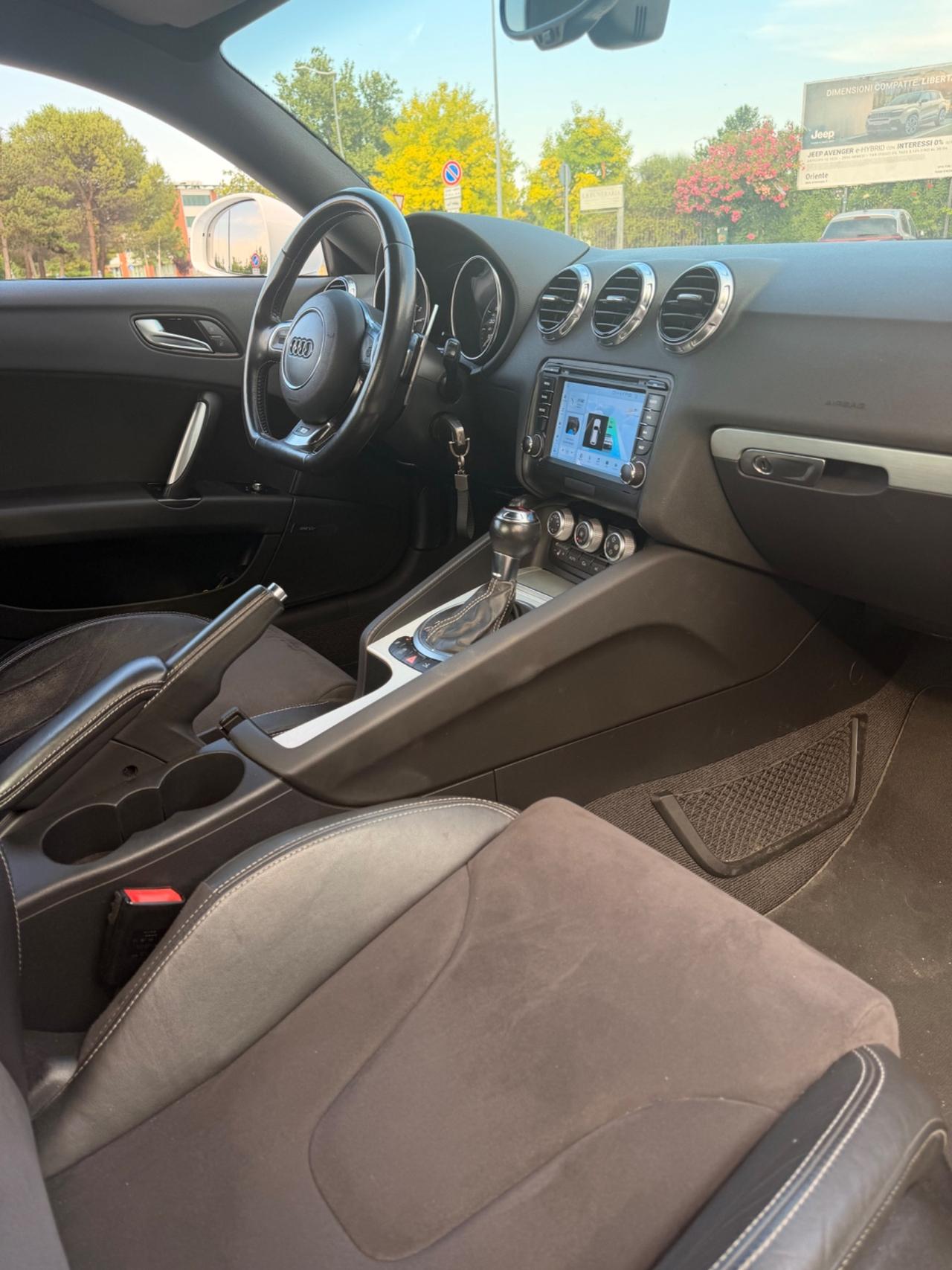 Audi TT TTS Coupé 2.0 272 CV TFSI quattro S tronic