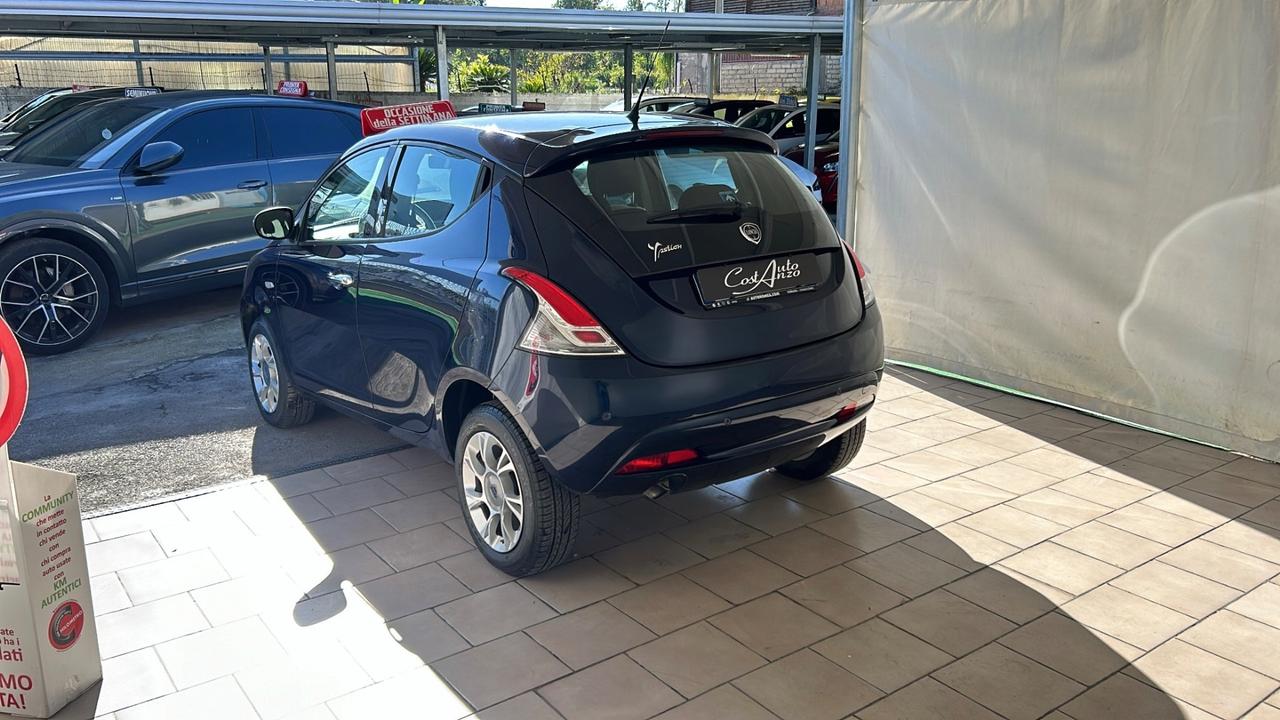 Lancia Ypsilon 0.9 TwinAir Metano Ecochic Platinum 2016