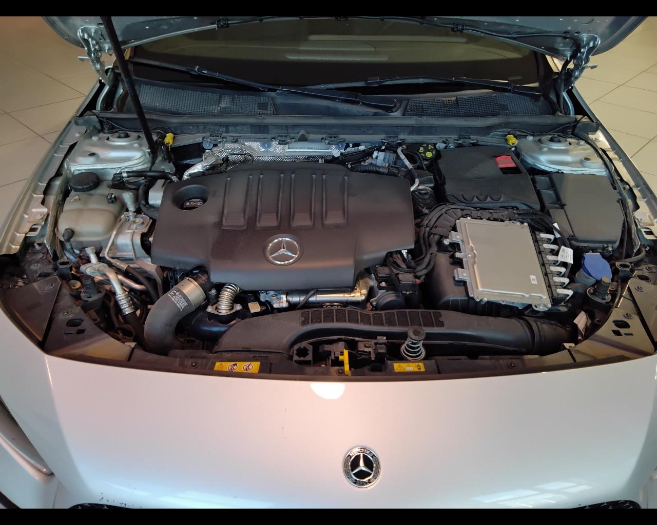 Mercedes-Benz Classe A - W177 2023 - A 200 d AMG Line Advanced Plus auto