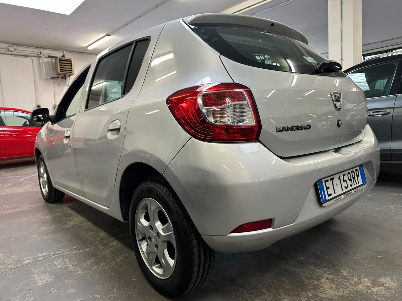 Dacia Sandero 1.2 75CV Lauréate