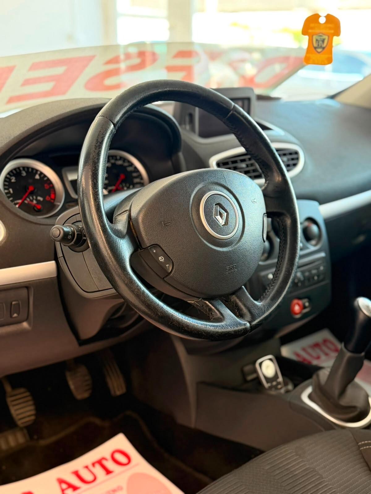 Renault Clio 1.5dci Navi 2010