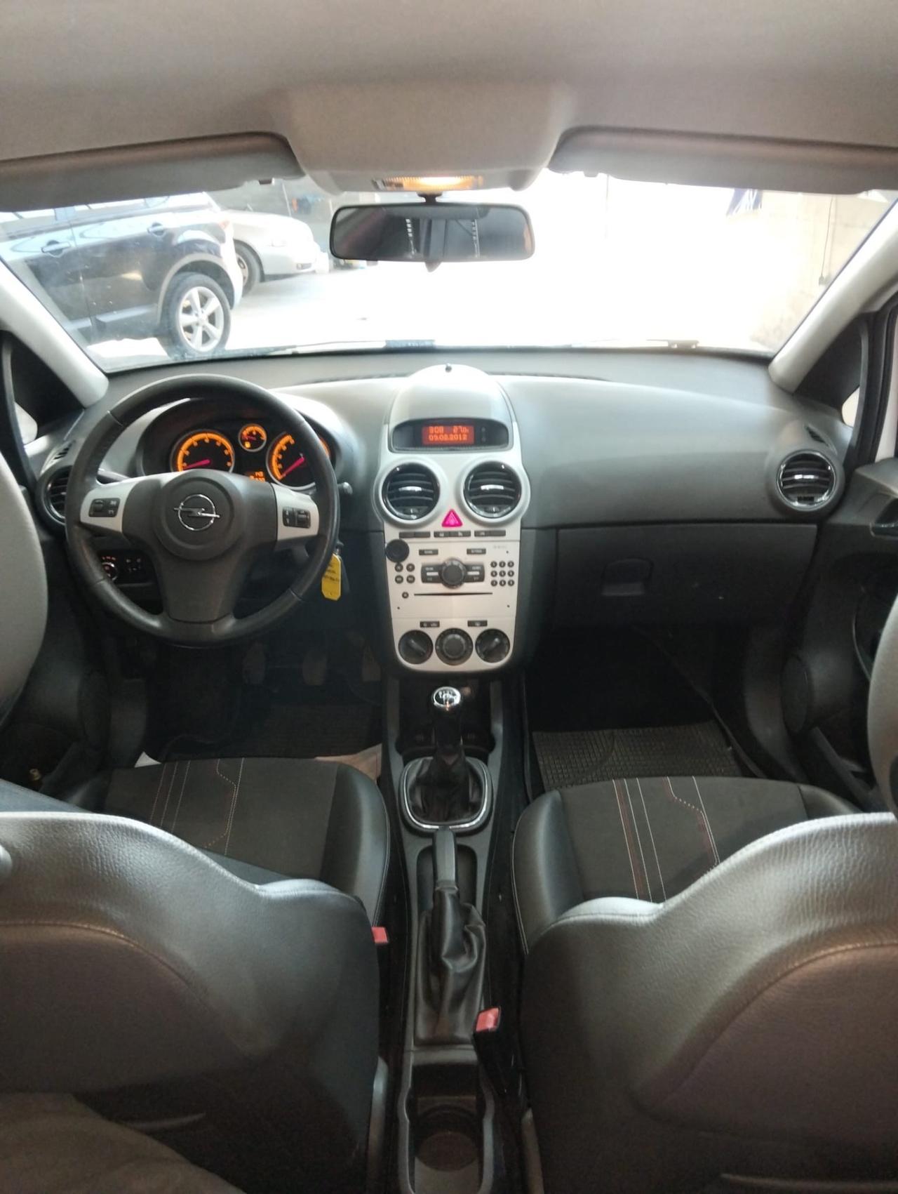 Opel Corsa 1.2 85CV 5 porte GPL-TECH One