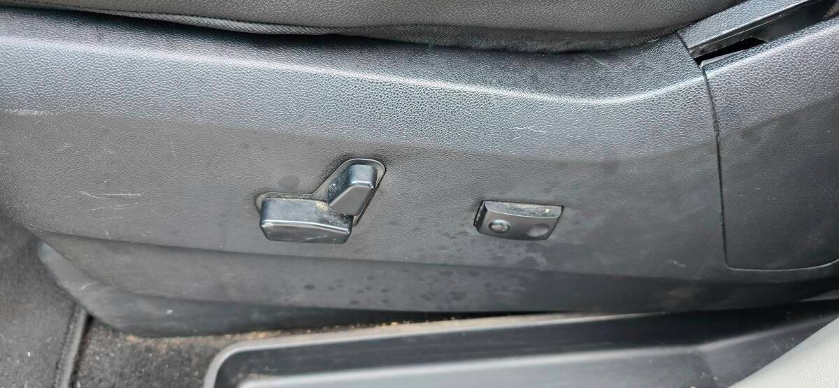 Lancia Voyager 2.8L Platinum 178cv auto *motore nuovo gar full*