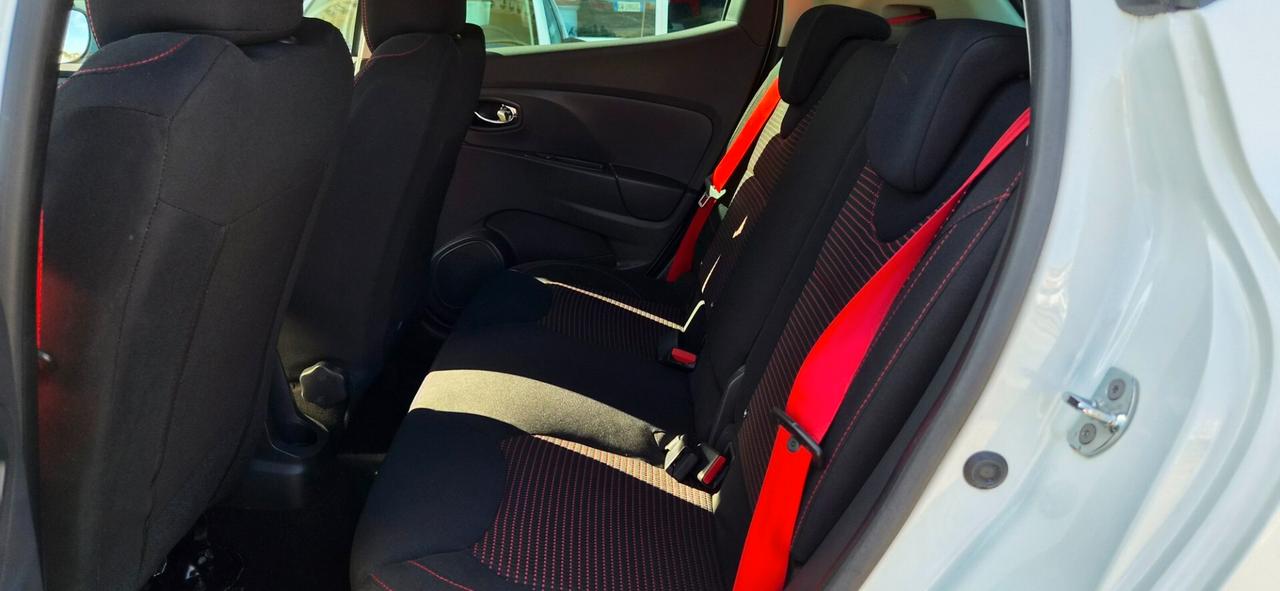 Renault Clio 1.6 T 200CV EDC 5 porte R.S. CUP