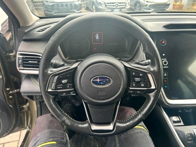 Subaru OUTBACK 2.5i Lineartronic 4dventure