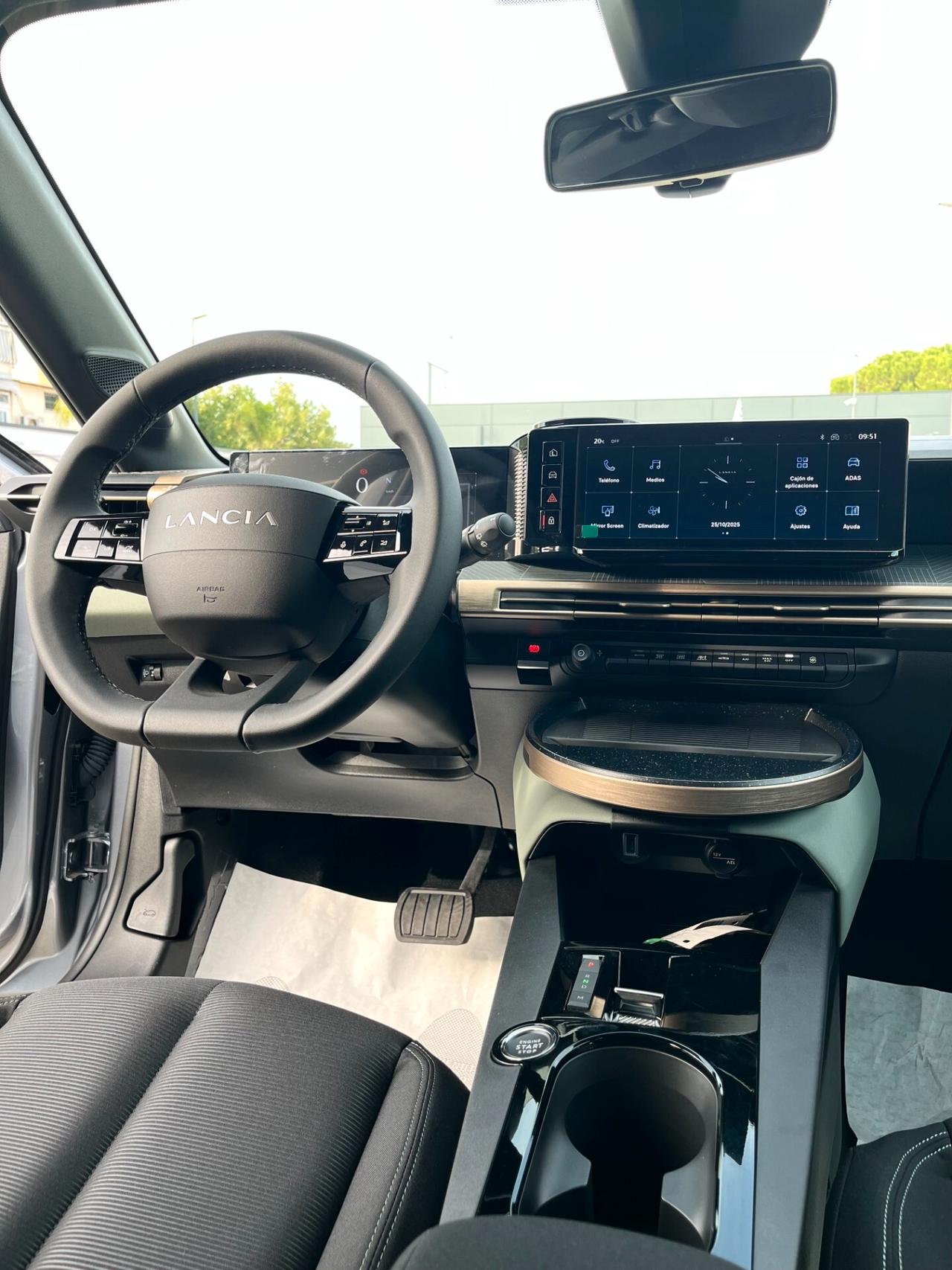 Lancia Ypsilon 1.2 100cv Hybrid e-DCT Automatic Km0