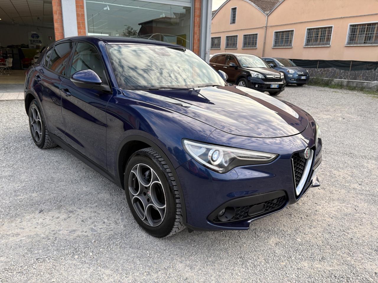 Alfa Romeo Stelvio Q4 2.2 T Diesel 210 CV -Perfetto