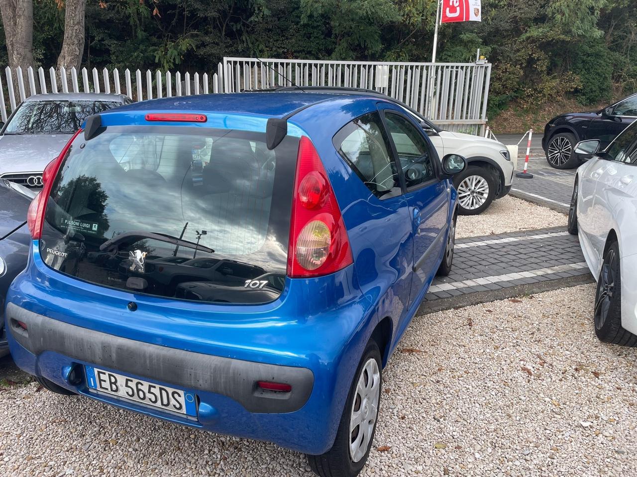 Peugeot 107 1.0 68CV 3p. Sweet Years