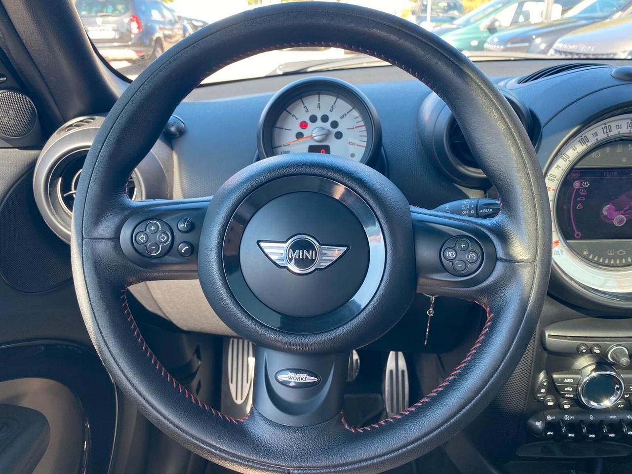 Mini Cooper S Countryman John Cooper Works JCW