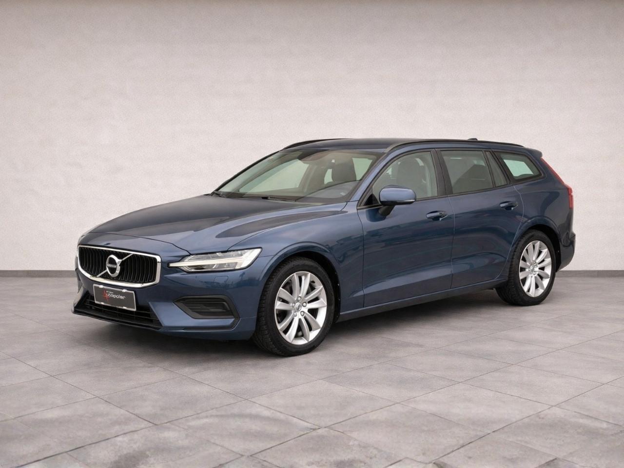 VOLVO V60 2.0 D3 MOMENTUM AUTO