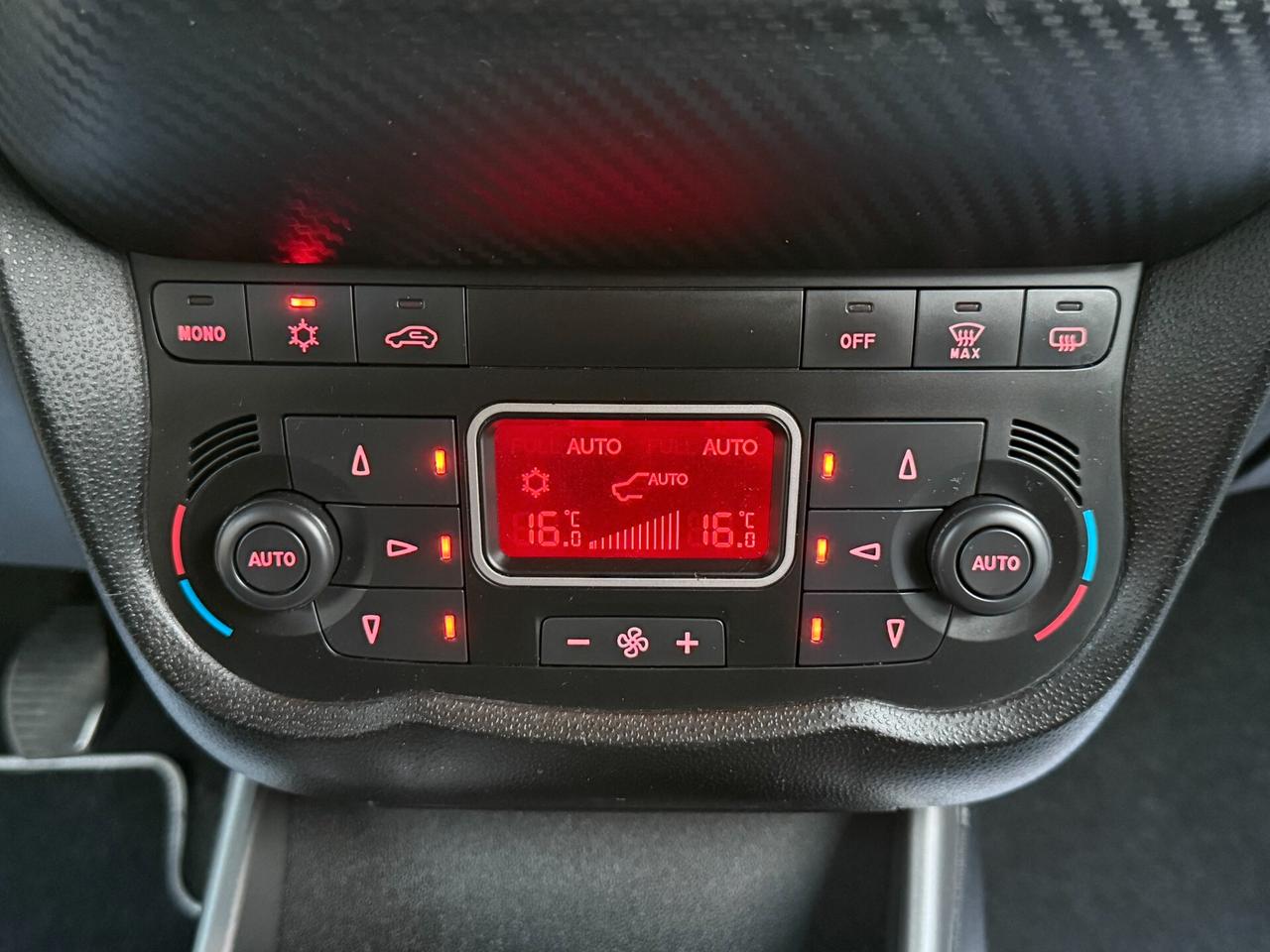 Alfa Romeo MiTo 1.3 JTDm-2 SOLI KM 82.000 - 2011