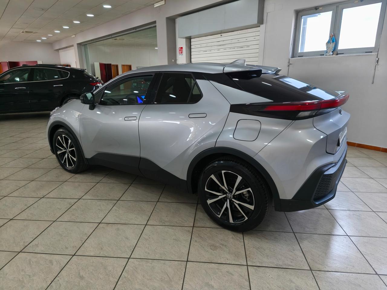 Toyota C-HR 1.8 HV Trend