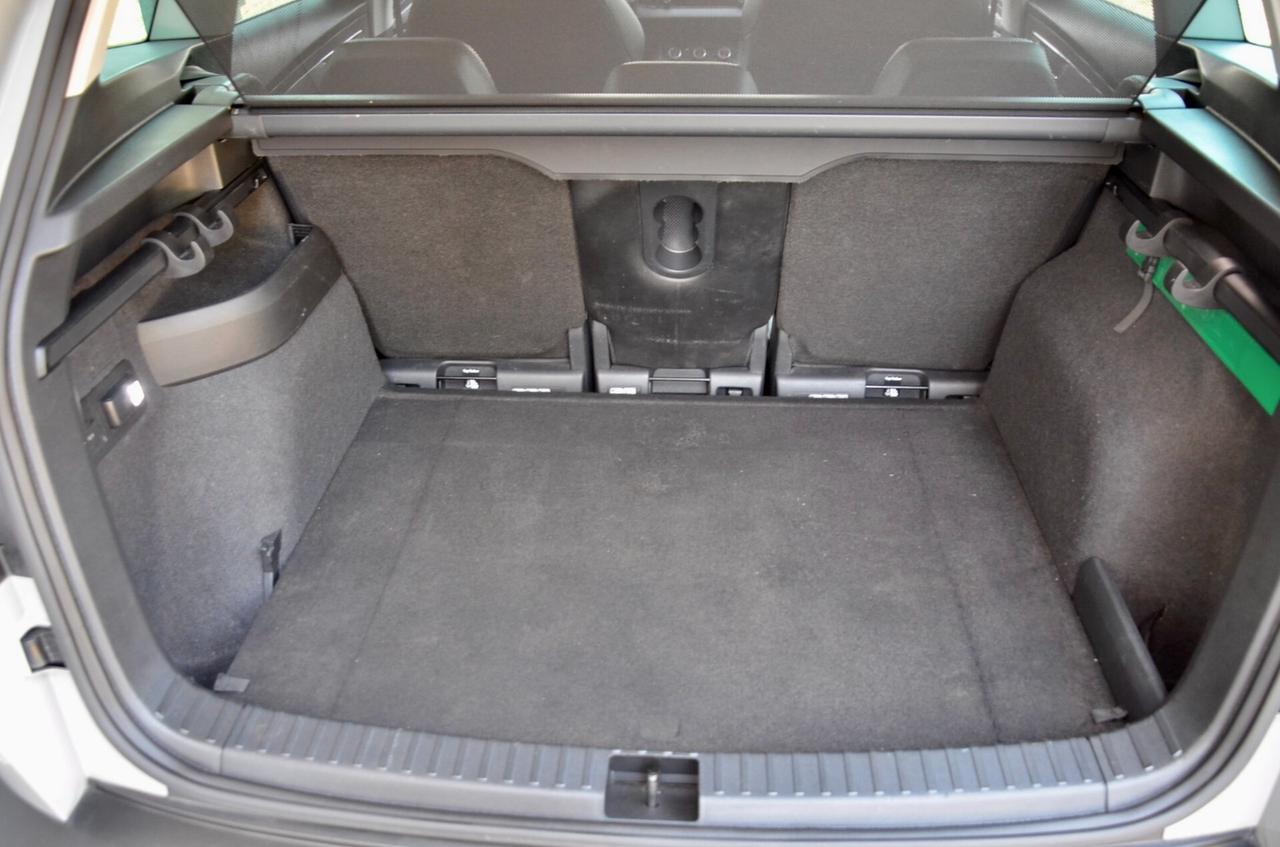 SKODA KAROQ 1.5 TSI STYLE 150cv DSG, PREZZO REALE, SERVICE DIMOSTRABILI, EURO 6C, UFF ITALIANA, FARI LED, RETROCAMERA, PERMUTE