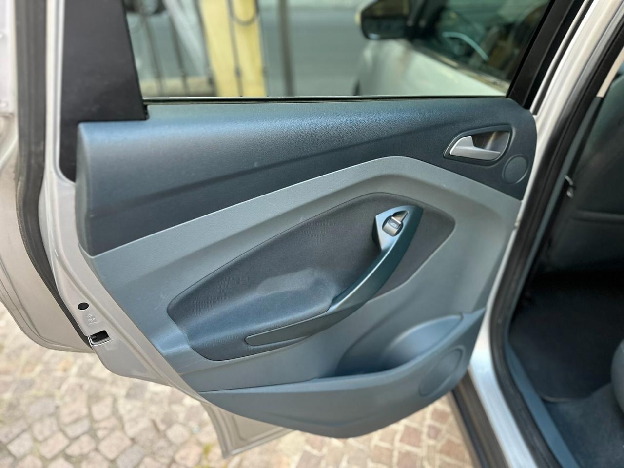 Ford C-Max 2.0 TDCi 115CV Cambio automatico