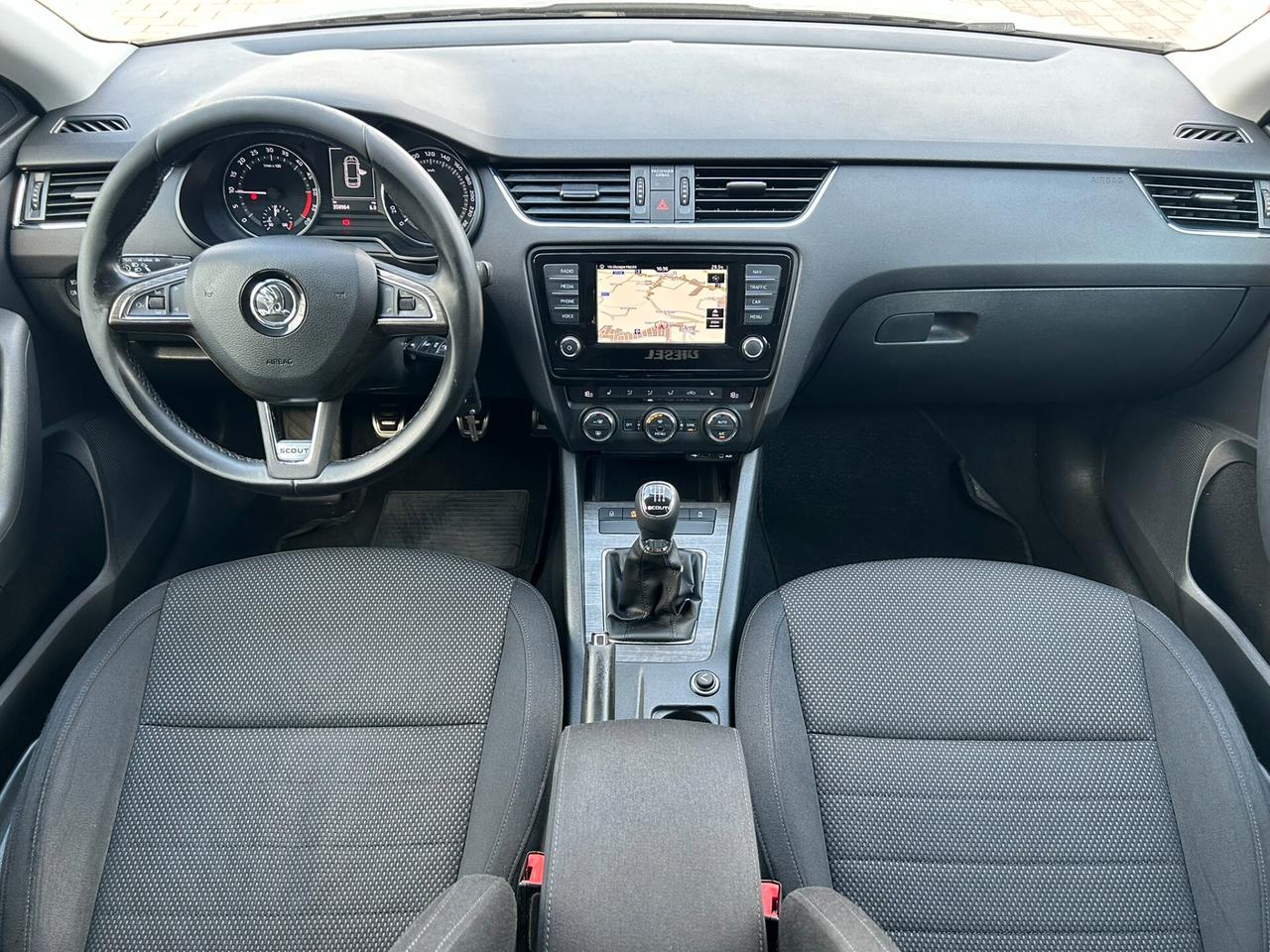 SKODA OCTAVIA WAGON 2.0 TDI 150CV Scout 4x4